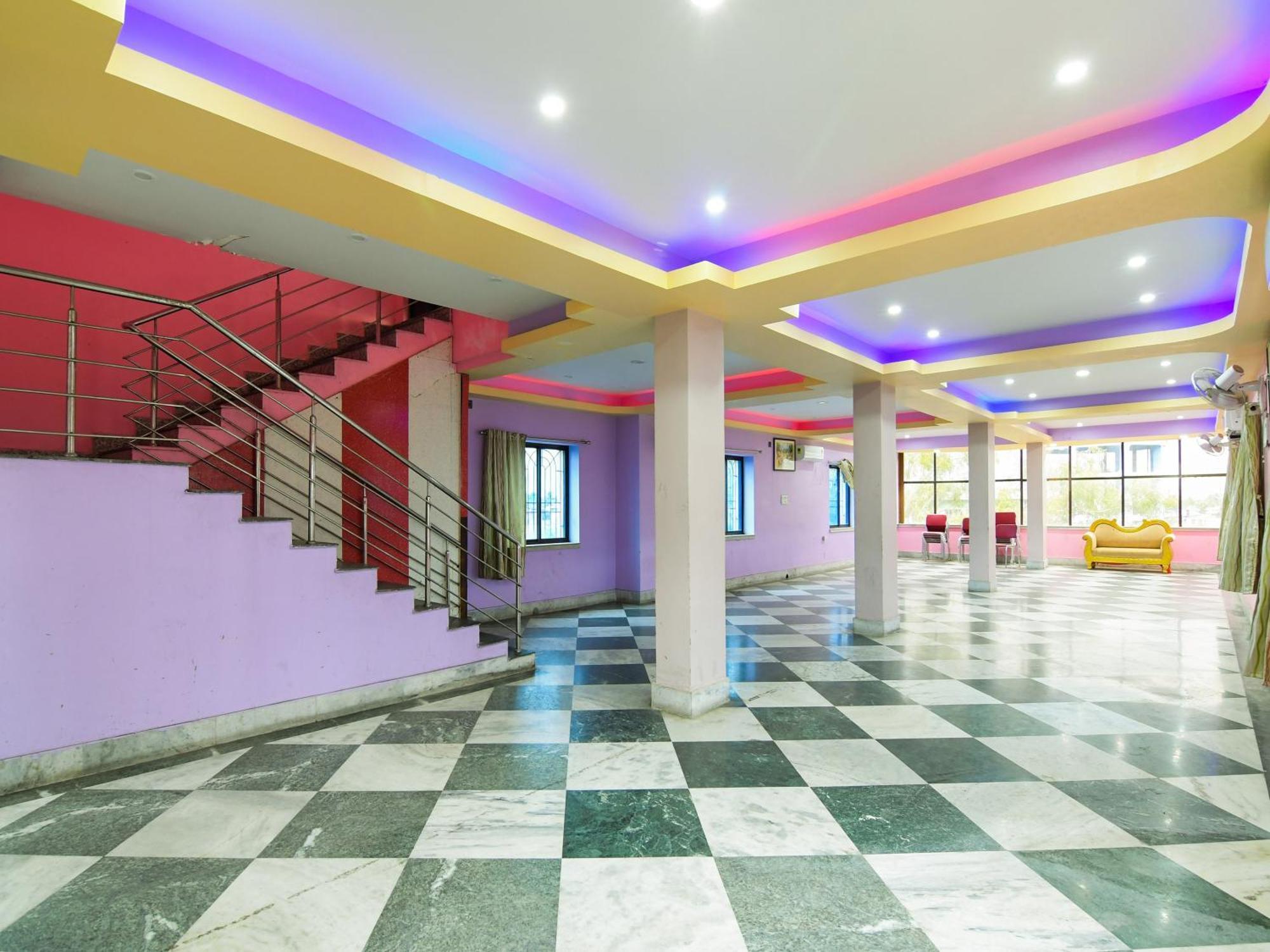 Oyo 71174 ホテル レッド ベルベット Hugli-Chinsurah エクステリア 写真